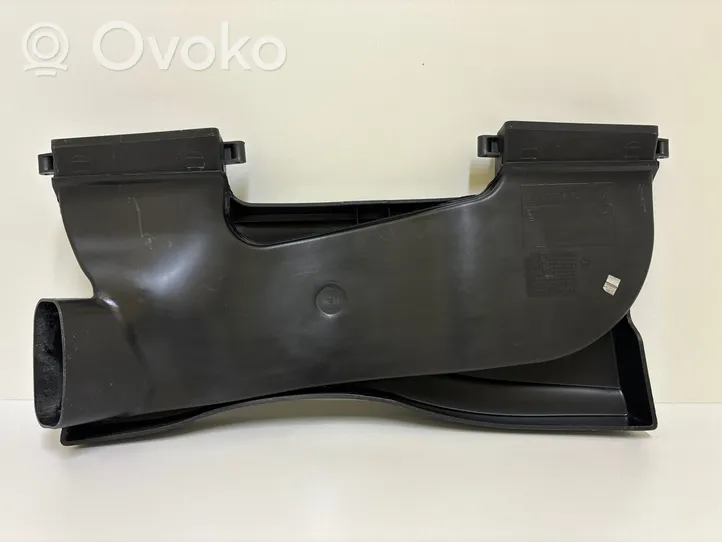 BMW 1 E82 E88 Oro paėmimo kanalo detalė (-ės) 7799371