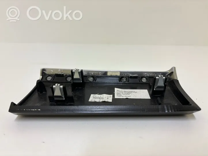 BMW 7 F01 F02 F03 F04 Moldura del panel (Usadas) 9192351