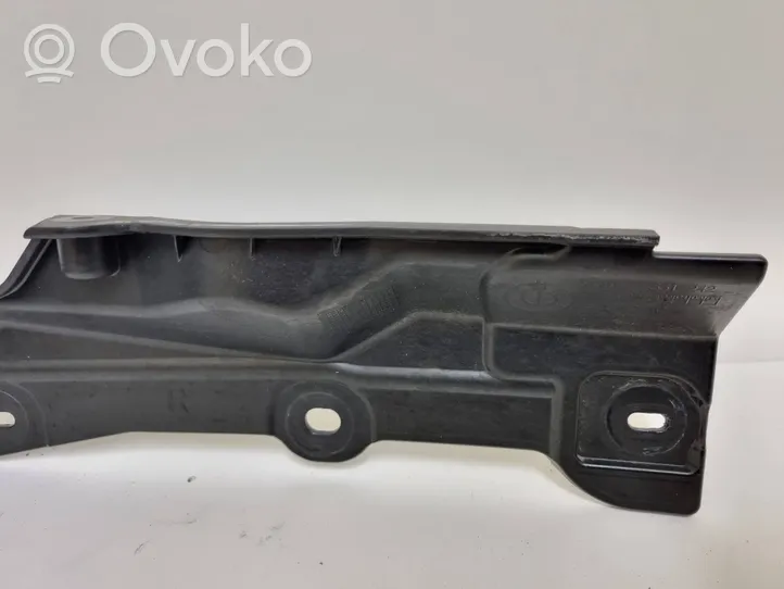 BMW 1 F20 F21 Kita variklio skyriaus detalė 7331242