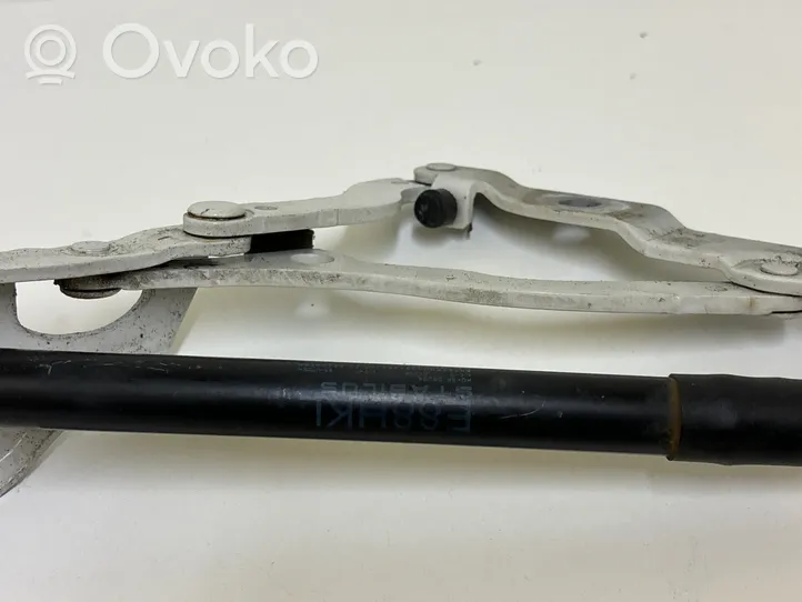 BMW 1 E82 E88 Tailgate/trunk/boot hinge 7166752