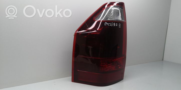 Mitsubishi Pajero Lampa tylna 082141979