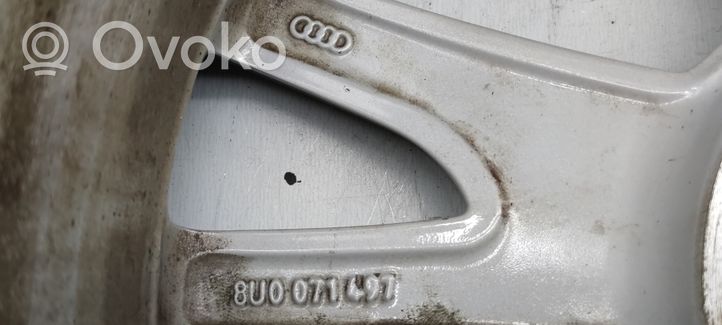 Audi Q3 8U R17-alumiinivanne 8U0071497