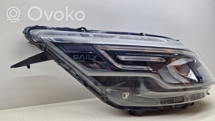 Iveco Daily 6th gen Lampa przednia 05802711799