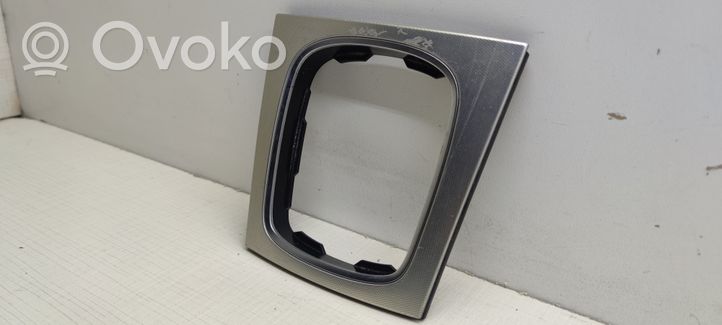 Audi A3 S3 8P Rivestimento in plastica cornice della leva del cambio 