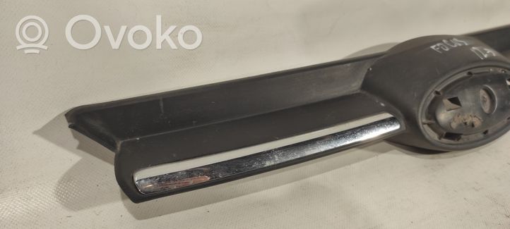 Ford Focus Front grill BM51BA133B