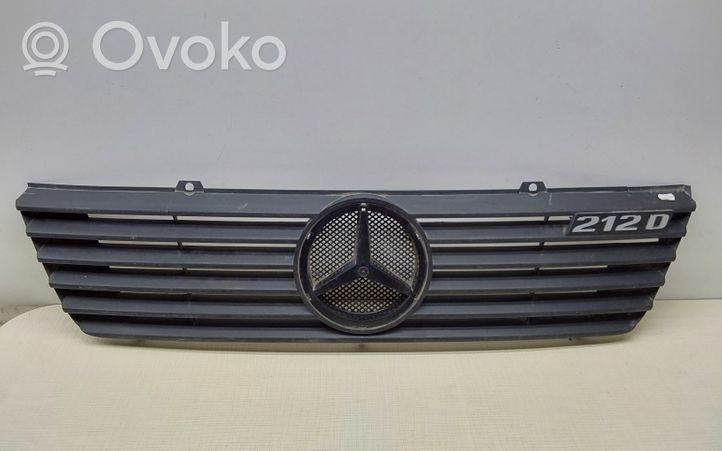 Mercedes-Benz Sprinter W901 W902 W903 W904 Atrapa chłodnicy / Grill 9018880123