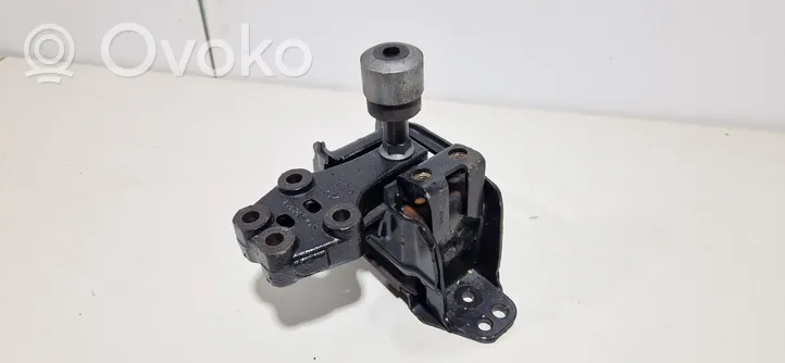 Citroen C6 Engine mount bracket 9646135380