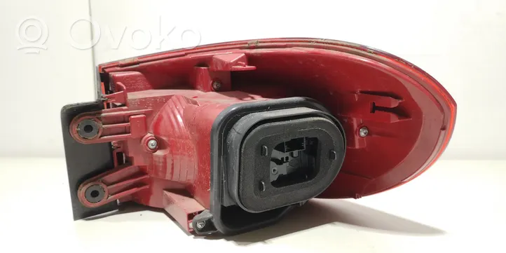 Volkswagen Tiguan Rear/tail lights 5N0945095Q