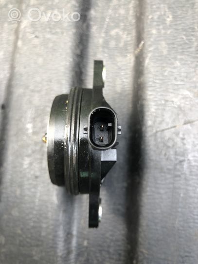 Audi A4 S4 B9 Sensore di posizione albero a camme 06M109259J