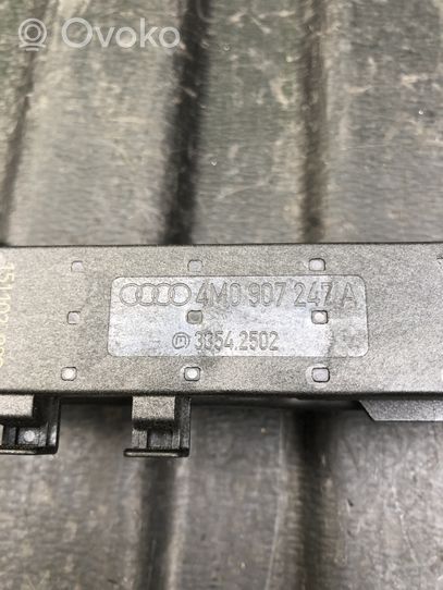 Audi A4 S4 B9 Блок управления без ключа 4M0907247A