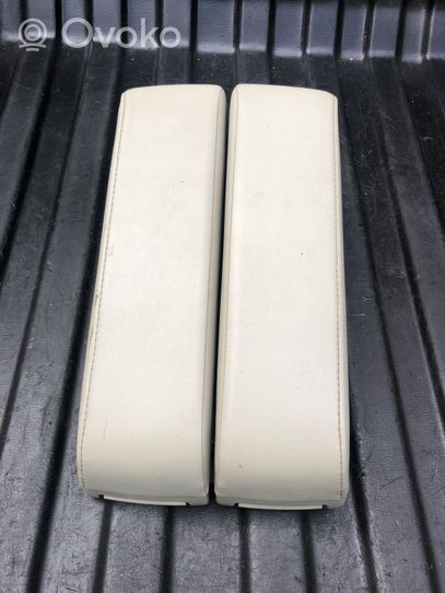 Infiniti FX Armrest 8TYGYU