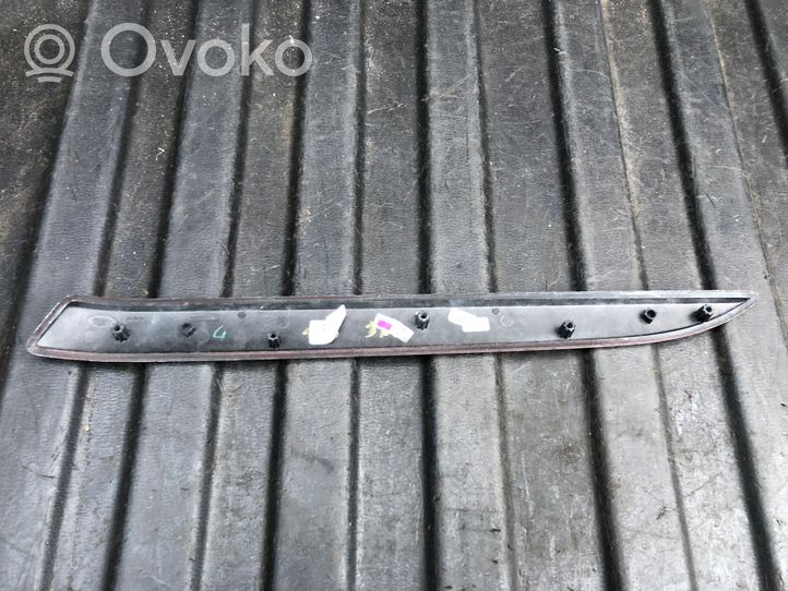 Land Rover Discovery 5 Moulure/baguette de porte avant HY32237B75