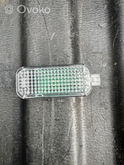 Porsche Macan Front seat light 4E0947415