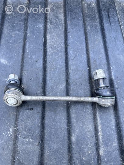 Volvo V60 Priekinė stabilizatoriaus traukė 31476640