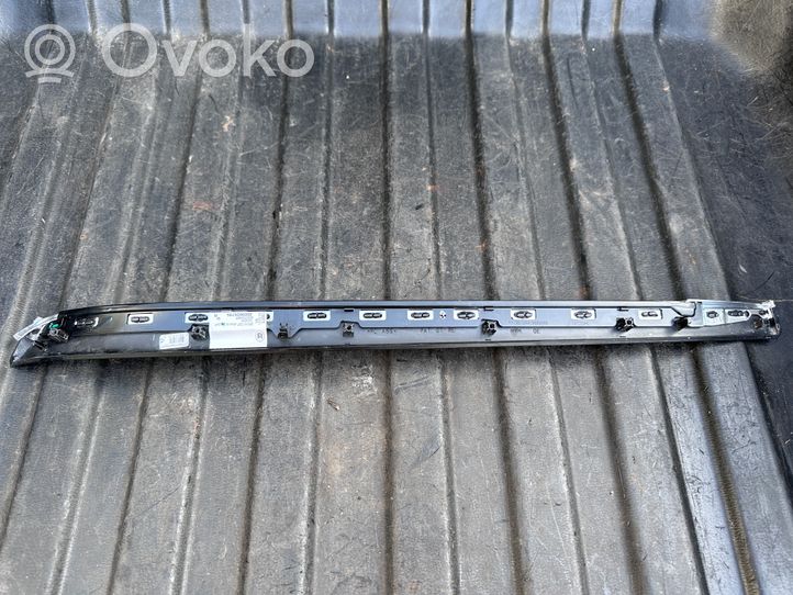 Mercedes-Benz S W222 Barra di rivestimento della portiera anteriore A2227202422