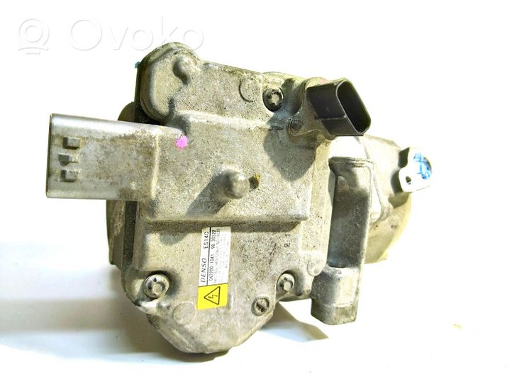 Toyota Yaris Compressore aria condizionata (A/C) (pompa) 0422001041