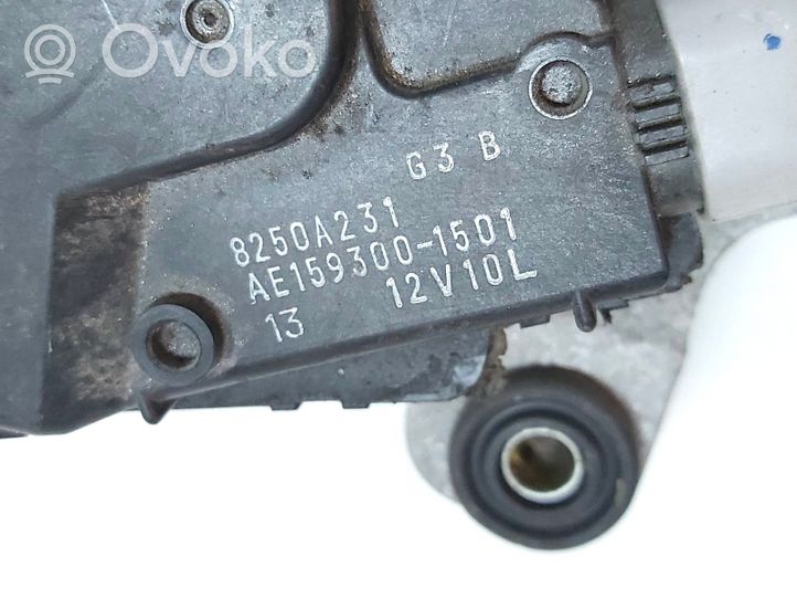 Mitsubishi Colt Tiranti e motorino del tergicristallo anteriore 8250A231