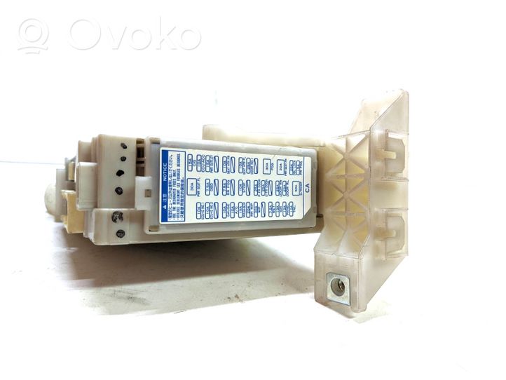 Toyota Prius (XW30) Module confort 8922147110