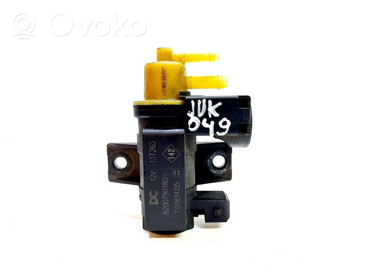 Nissan Juke I F15 Turboahtimen magneettiventtiili 8200790180