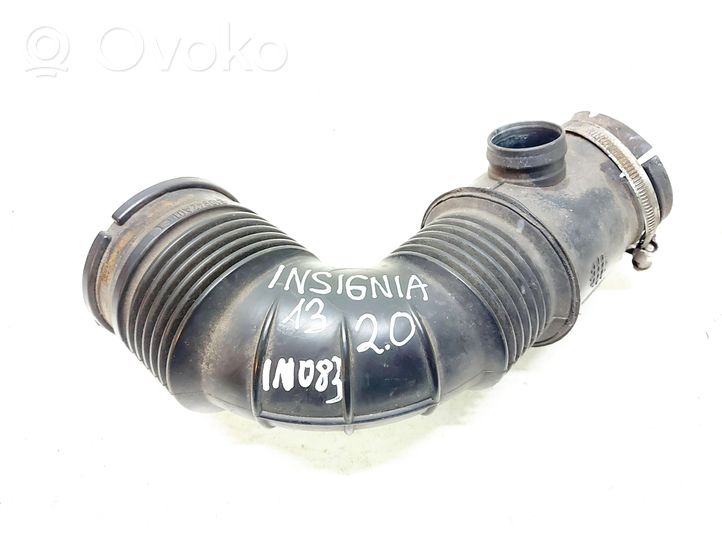 Opel Insignia A Rura / Wąż dolotowy powietrza turbiny 55561787