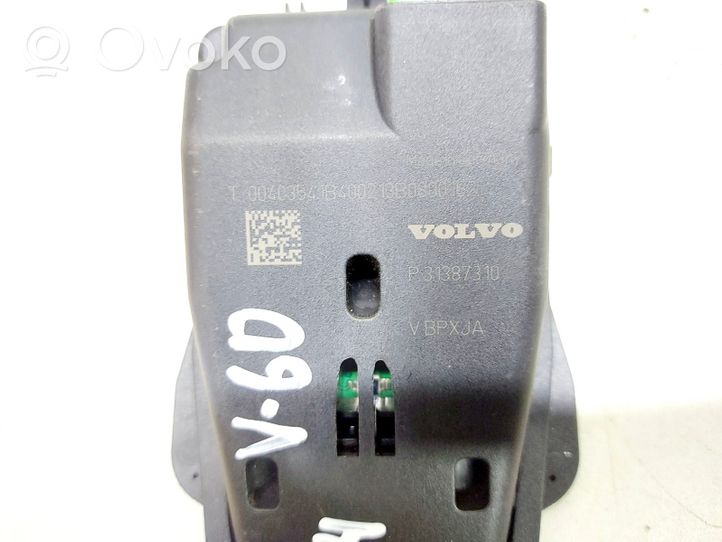 Volvo V60 Kamera szyby przedniej / czołowej 31387310