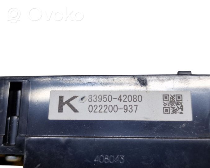 Toyota RAV 4 (XA40) Monitor / wyświetlacz / ekran 8395042080