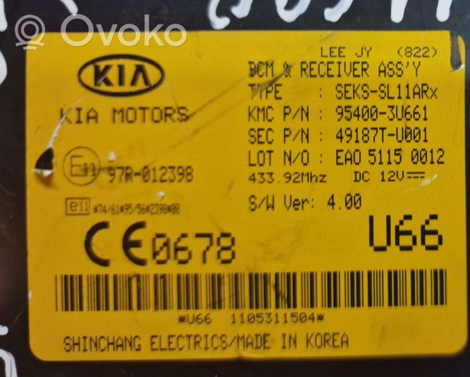 KIA Sportage Oven keskuslukituksen ohjausyksikön moduuli 954003U661