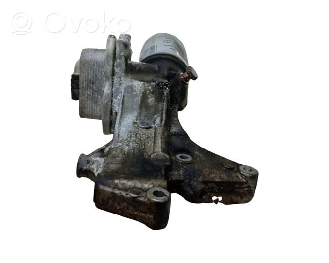 Audi A3 S3 A3 Sportback 8P Supporto di montaggio del filtro dell’olio 03F903143H