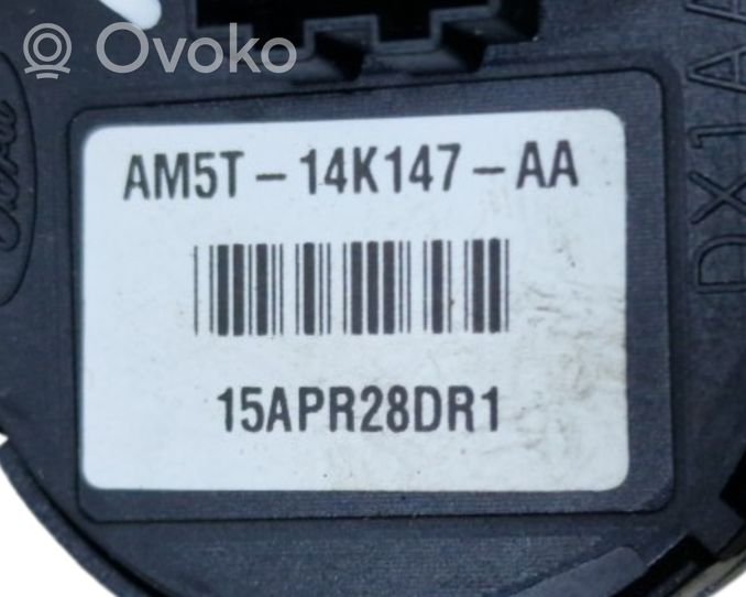 Ford Kuga II Pulsanti/interruttori sul volante AM5T14K147AA