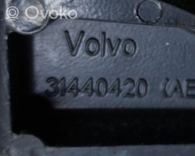 Volvo S90, V90 Ajovalonpyyhkimen sulkasarja 31440420