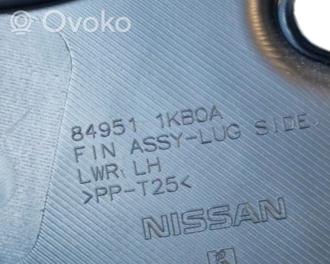 Nissan Juke I F15 Tavaratilan sivuverhoilu 849511KB0A