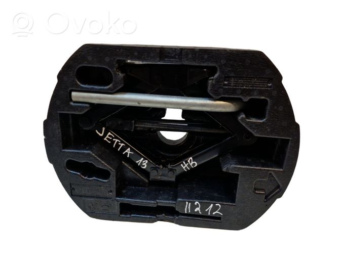 Volkswagen Jetta VI Spare wheel mounting bracket 5C0012115J