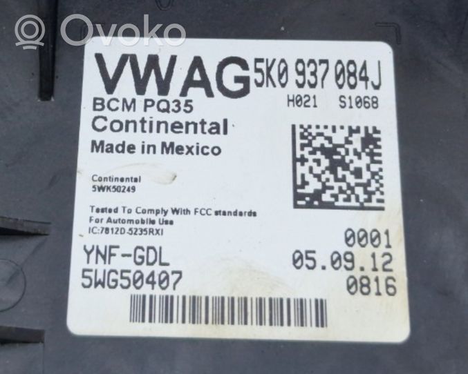 Volkswagen Jetta VI Comfort/convenience module 5K0937084J