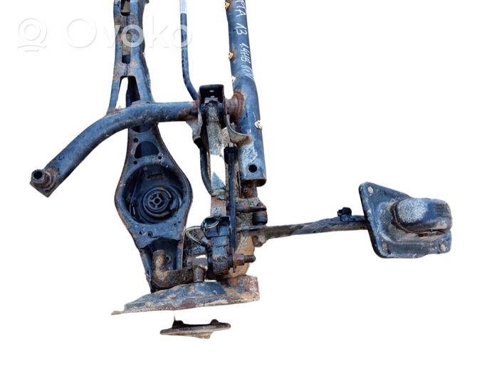 Volkswagen Jetta VI Rear axle beam 