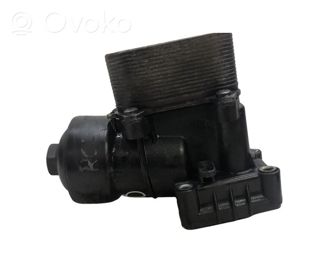 Volkswagen Tiguan Supporto di montaggio del filtro dell’olio 03L117021C