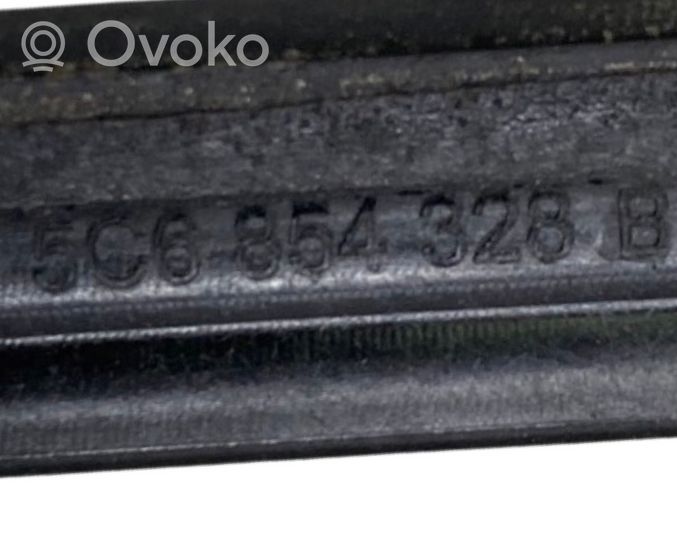 Volkswagen Jetta VI Priekinio stiklo apdaila 5C6854328B