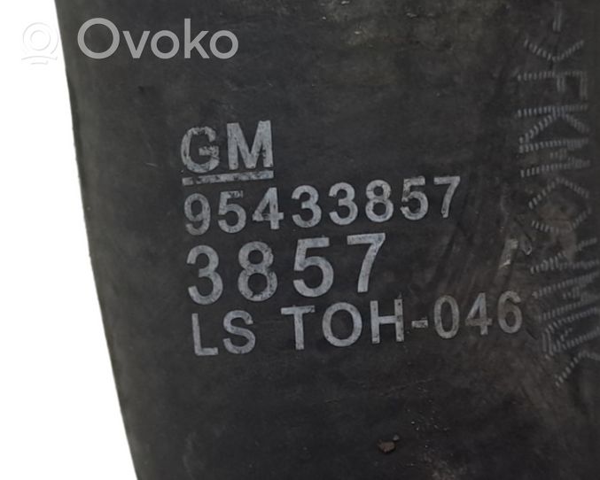 Opel Mokka Tube d'admission de tuyau de refroidisseur intermédiaire 95433857