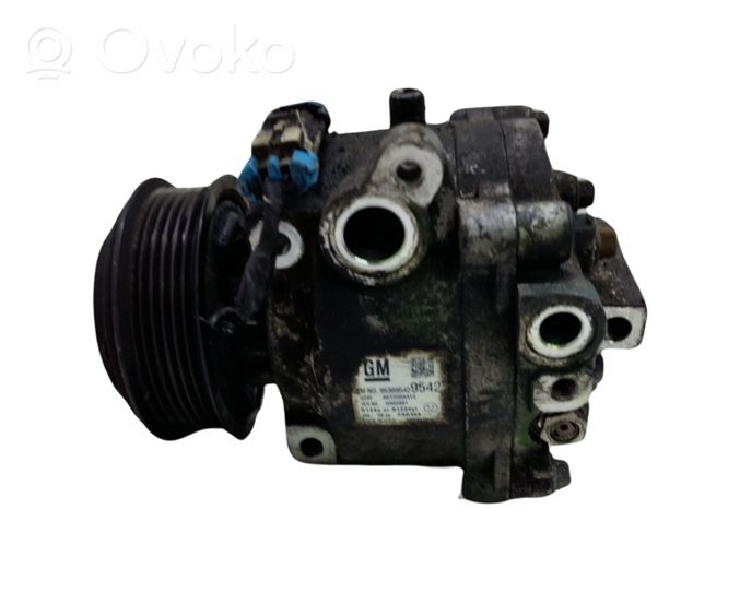 Opel Mokka Ilmastointilaitteen kompressorin pumppu (A/C) 95369542