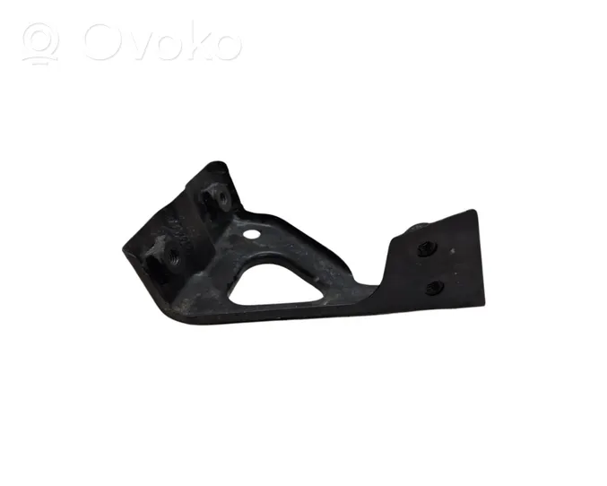 Volkswagen Tiguan Supporto di montaggio del parafango 5N0821135