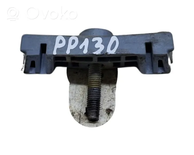 Opel Insignia A Battery bracket 09115187