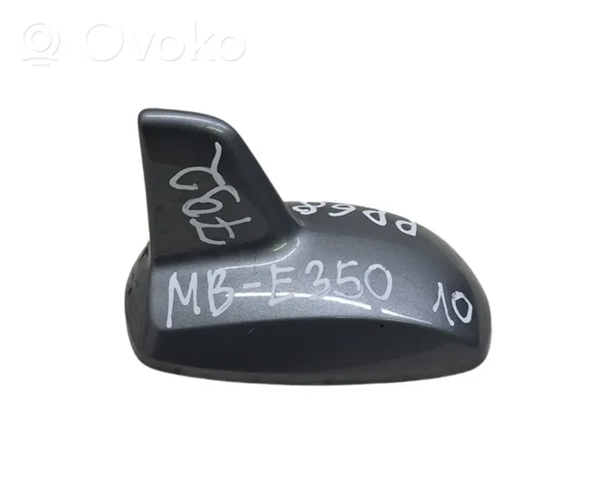 Mercedes-Benz E W212 Stogo (GPS) antenos dangtelis A2128270028