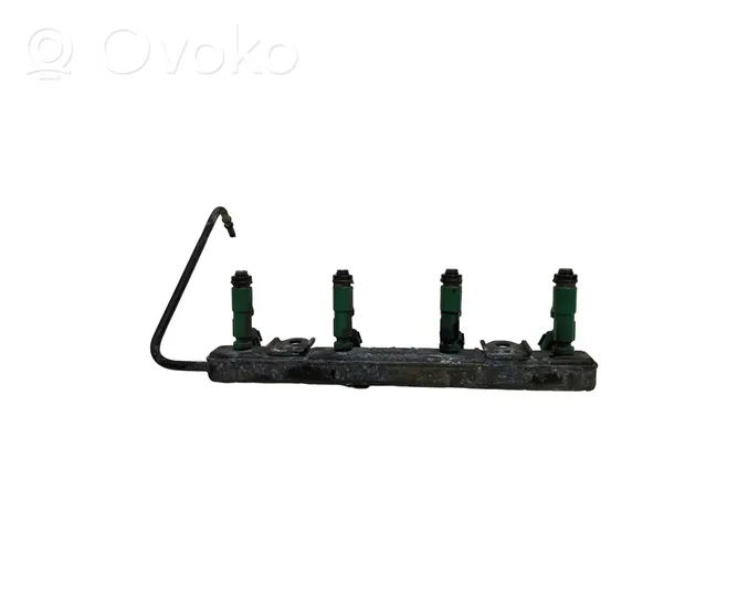 Toyota Prius (XW20) Set di iniettori 2325021020