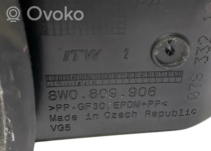 Audi A4 S4 B9 Klapka wlewu paliwa 8W0010508M