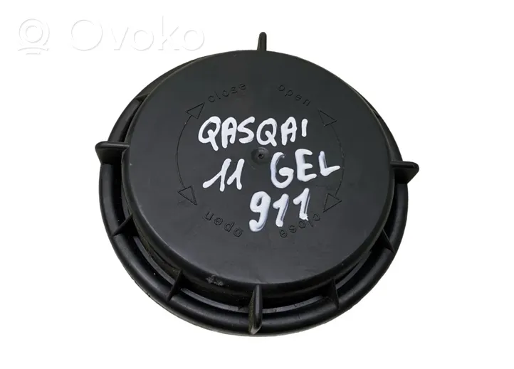 Nissan Qashqai Osłona żarówki lampy przedniej 14735300