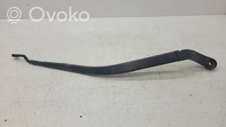 Chrysler Pacifica Front wiper blade arm 2586