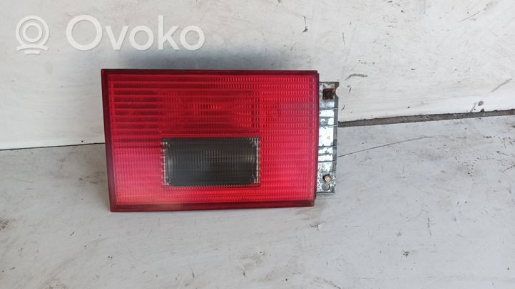 Volkswagen Sharan Lampy tylnej klapy bagażnika 7m3945112