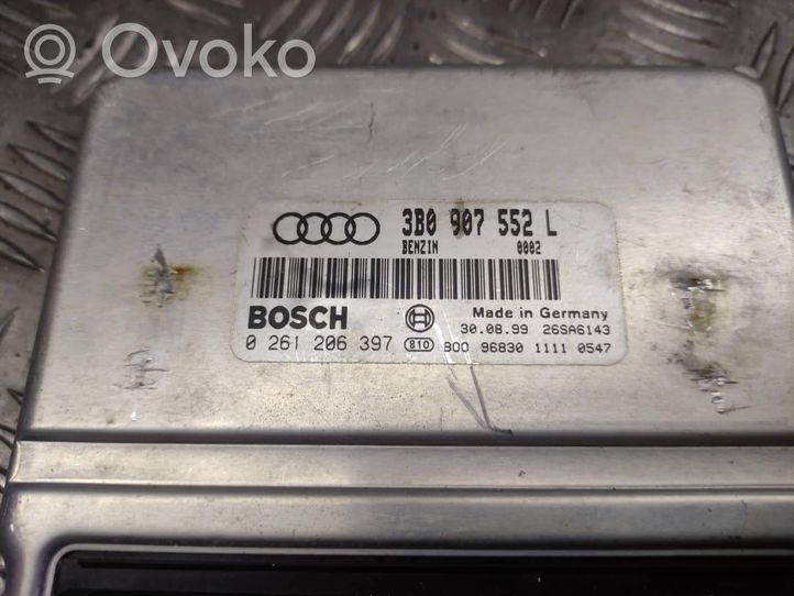 Audi A6 S6 C5 4B Moottorin ohjainlaite/moduuli 3B0907552L