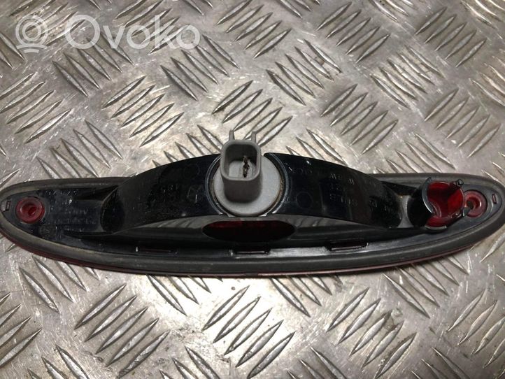 Chrysler Voyager Luce d’arresto centrale/supplementare 2137470