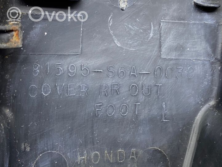 Honda Civic Osłona szyny fotela tylnego 81595S6A0030