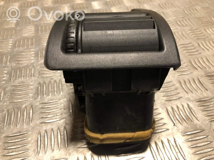 Opel Astra G Griglia di ventilazione centrale cruscotto 90560335